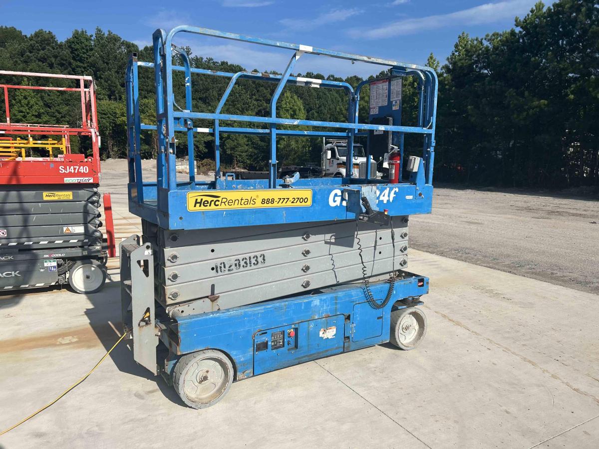 2016 Genie GS-3246-10