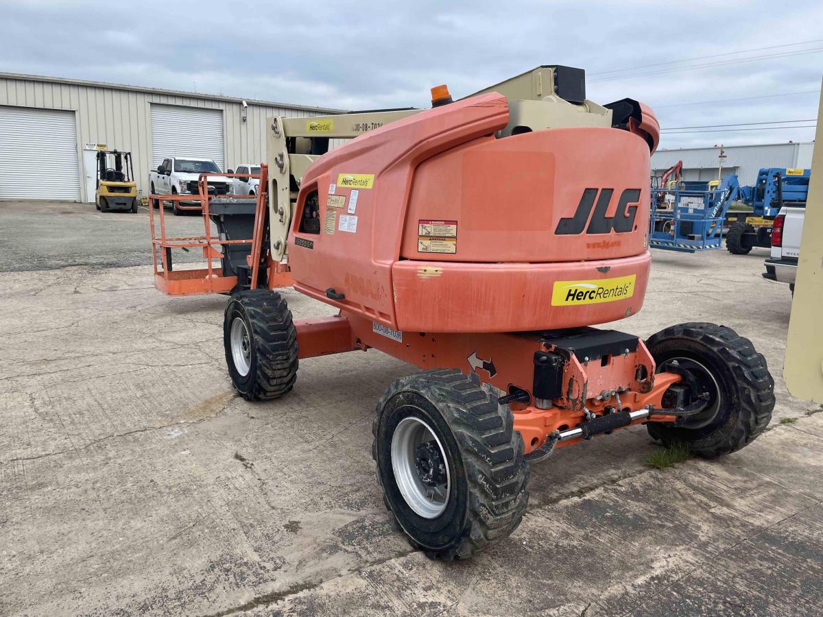 2016 JLG 450AJ