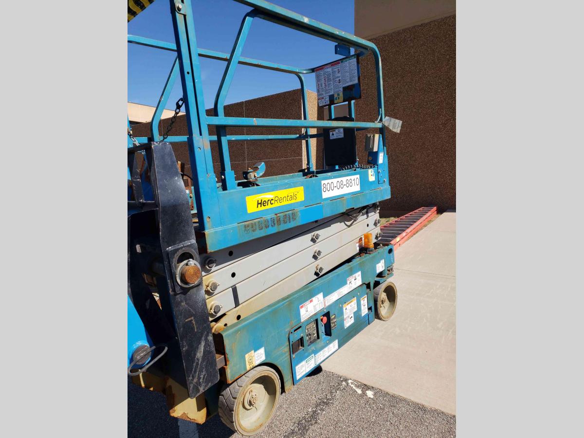 2015 Genie GS-1930