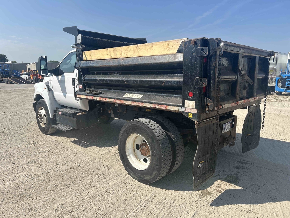 2019 Ford F750-3