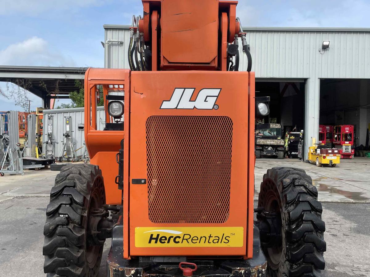 2019 SkyTrak 10042
