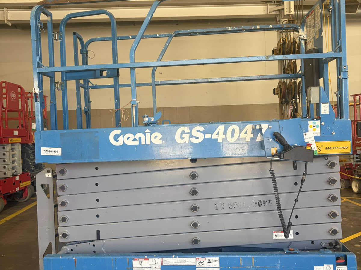 2018 Genie GS-4047-5