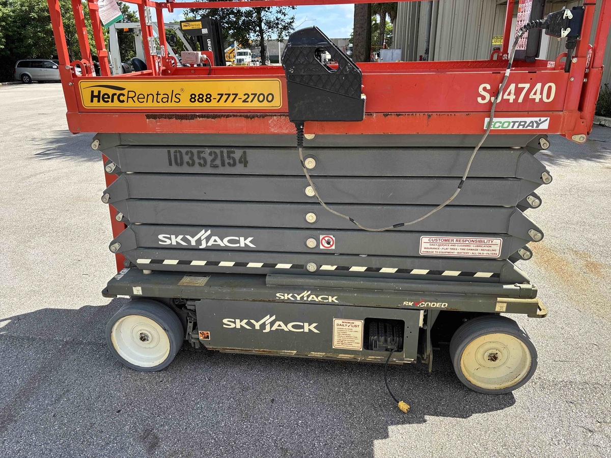 2022 Skyjack SJ4740-8