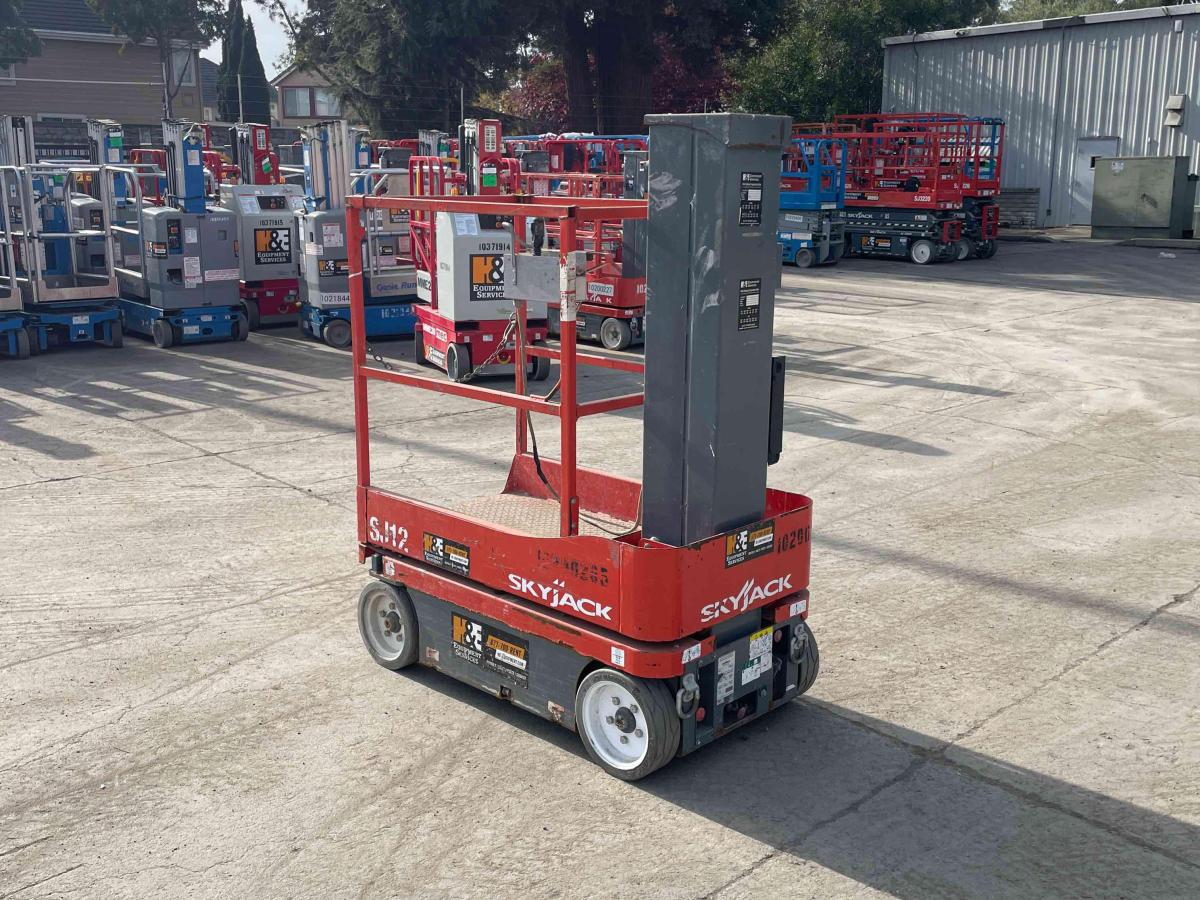 2016 Skyjack SJ12