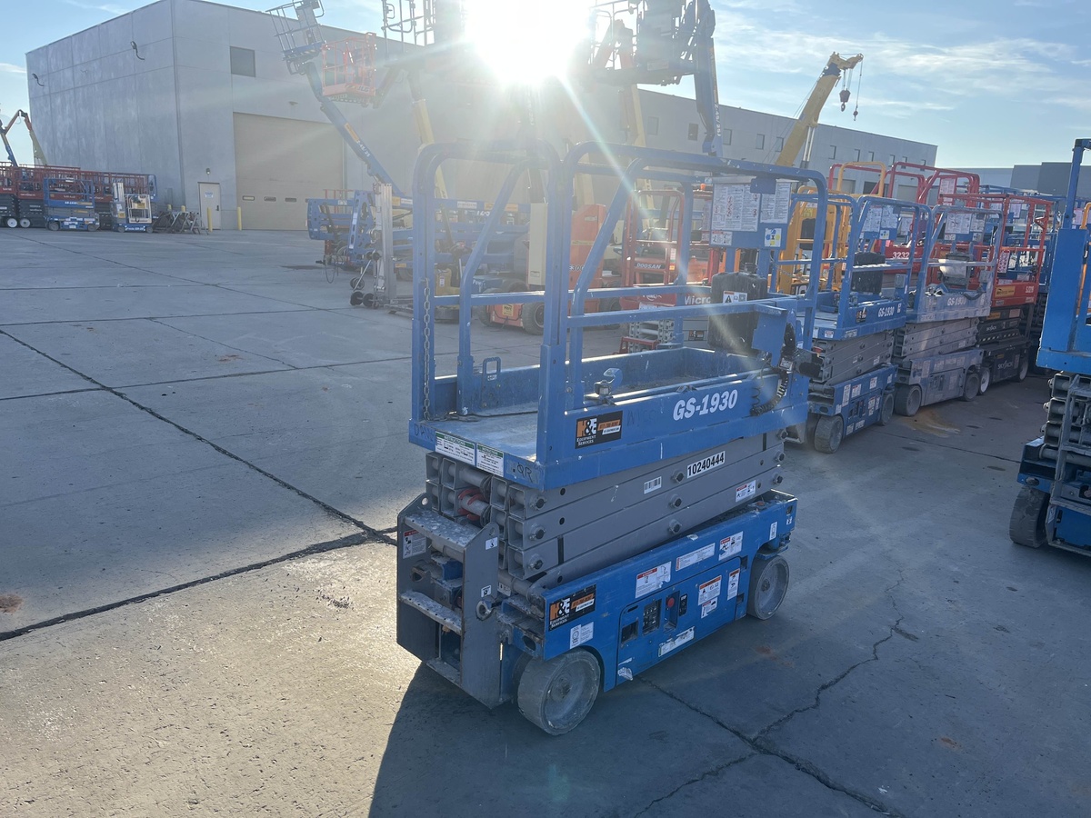 2018 Genie GS-1930-4
