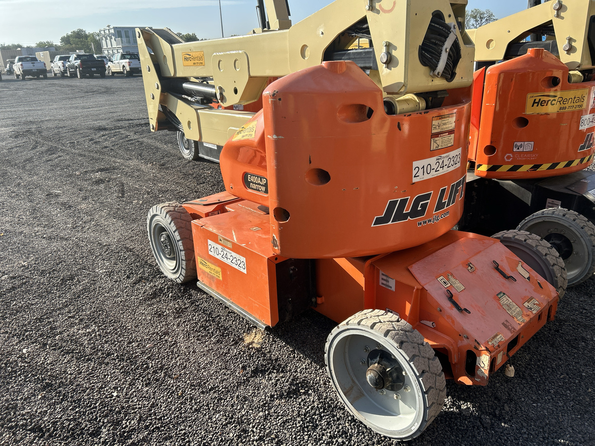 2018 JLG E400AJPN-2