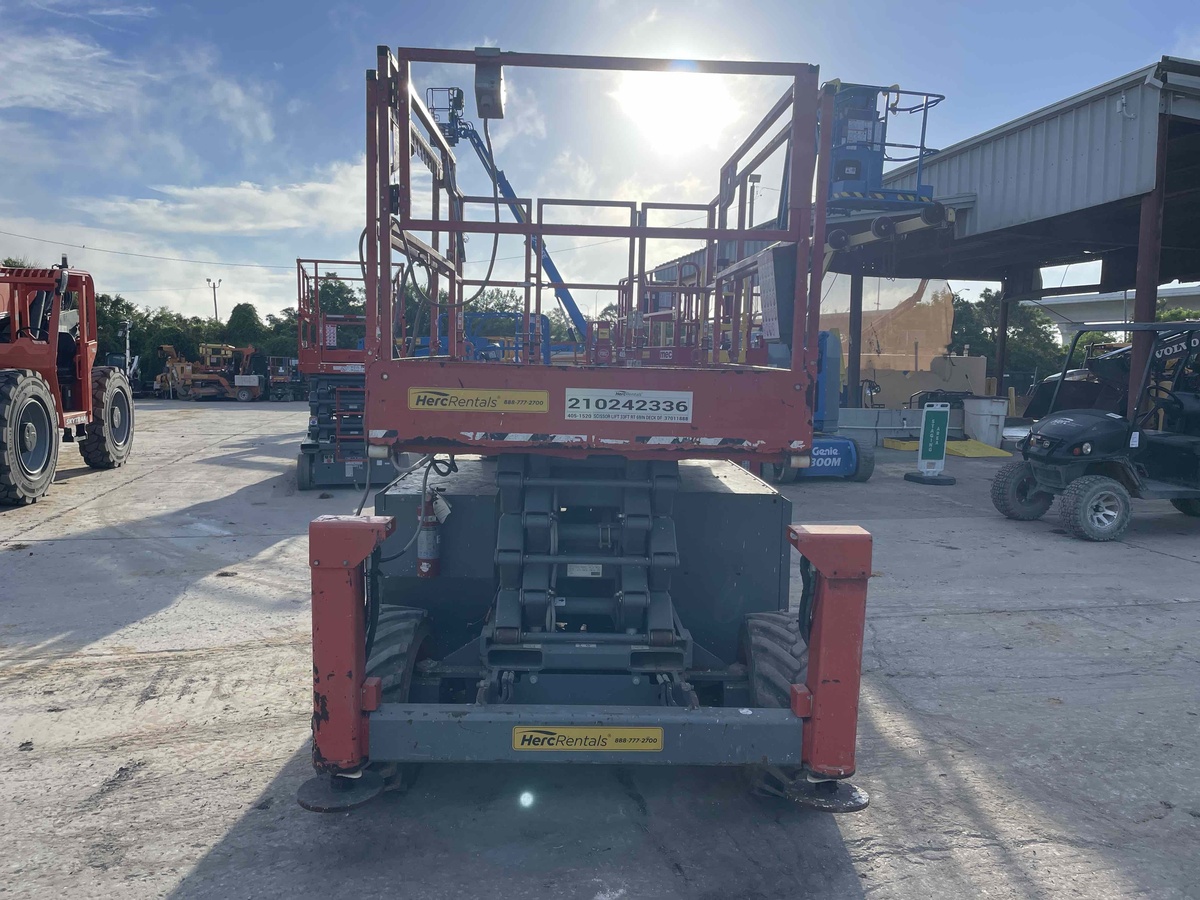 2018 Skyjack SJ-6832RT-4