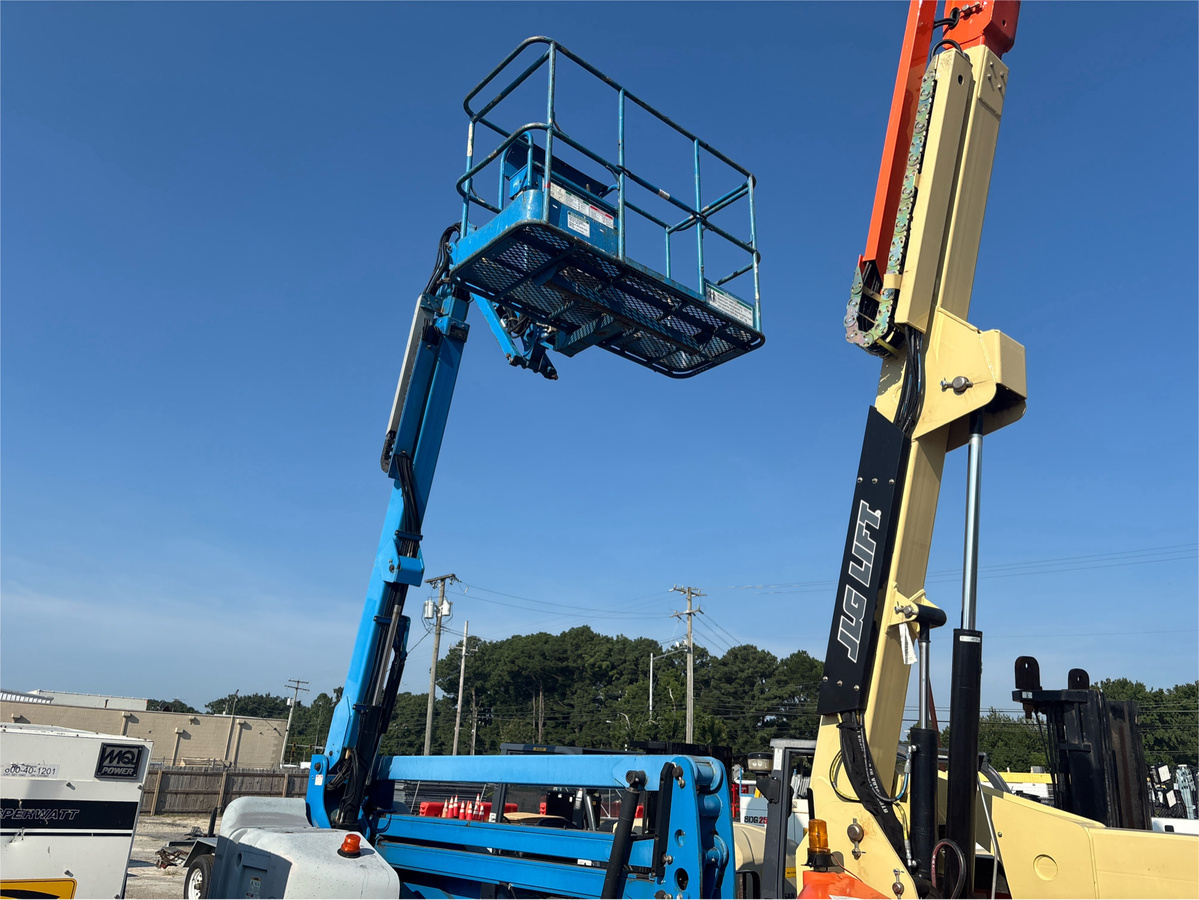2014 Genie Z-45/25J