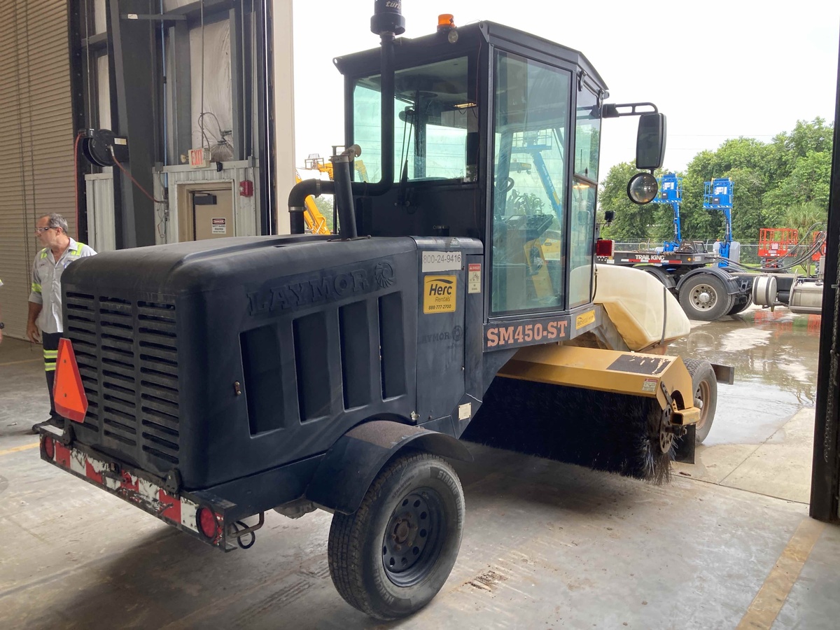 2019 LayMor SweepMaster 450-ST-3
