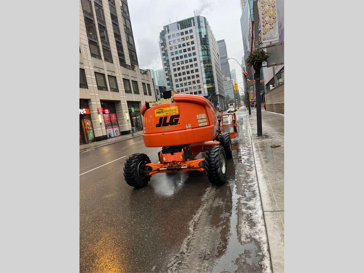 2015 JLG 450AJ-6