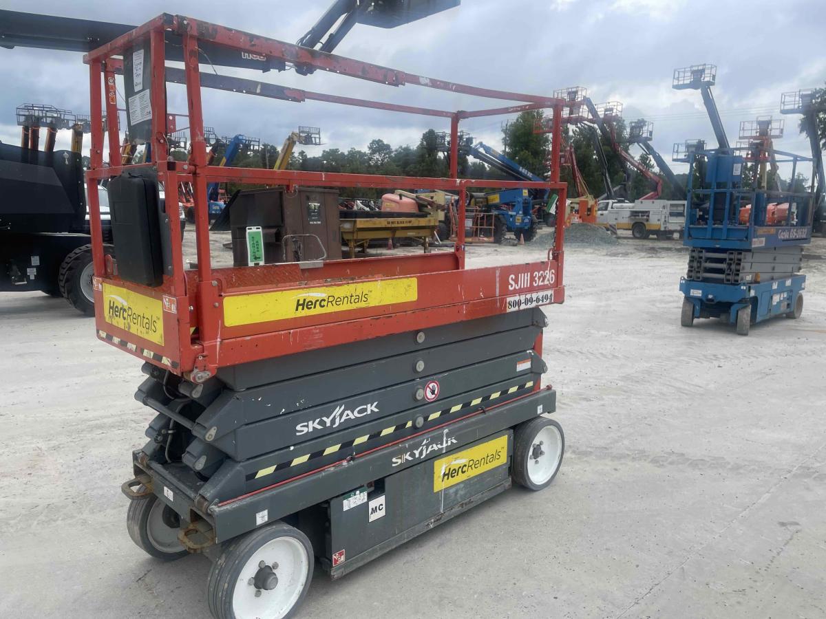 2016 Skyjack SJ3226-1