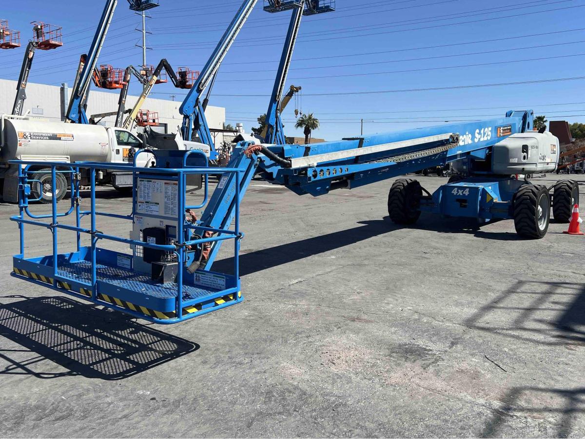 2016 Genie S-125