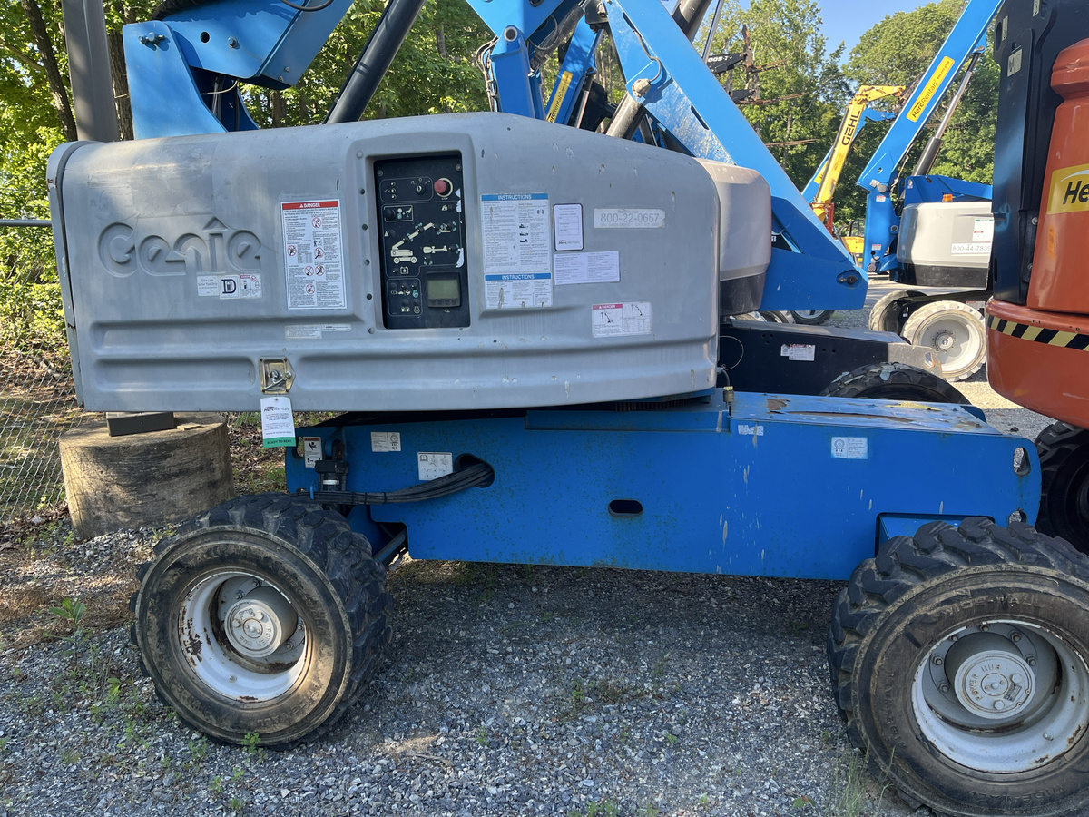 2018 Genie S-45