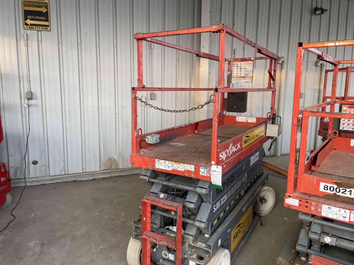 2013 Skyjack SJ3226-2