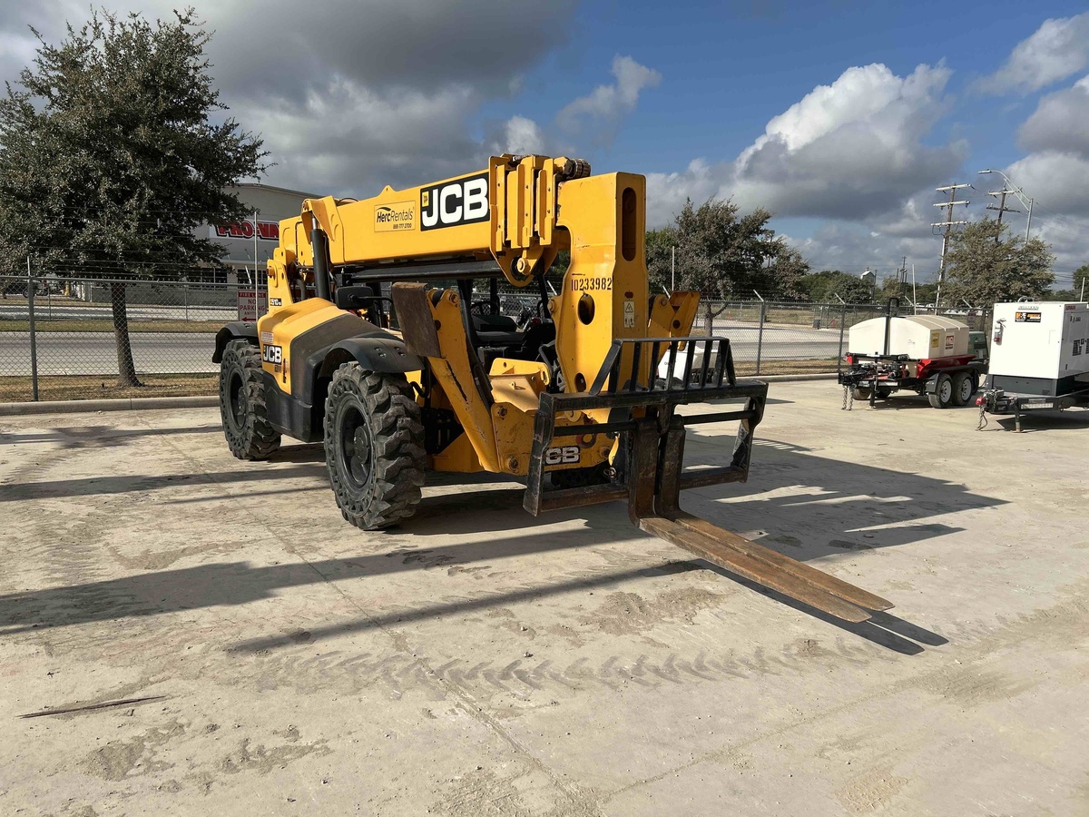 2018 JCB 510-56
