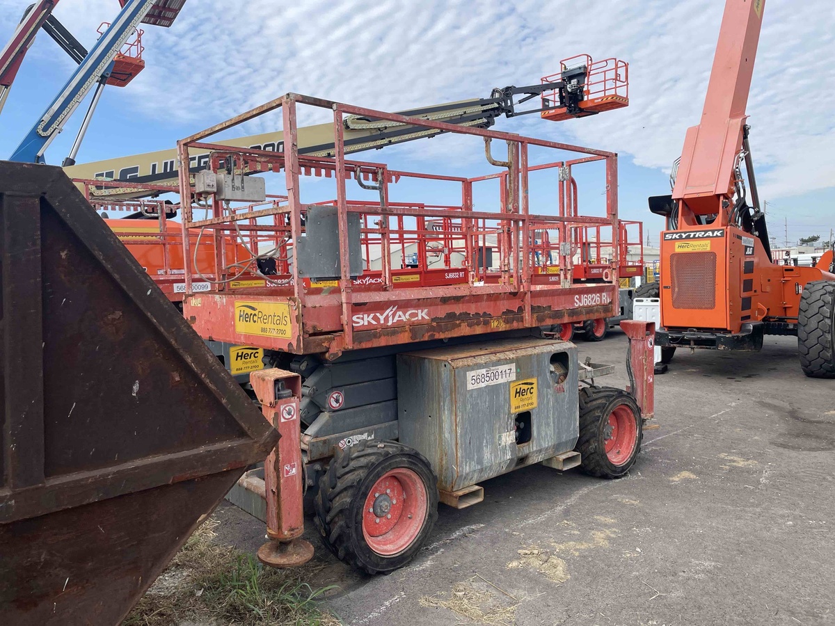 2018 Skyjack SJ-6826RT-2