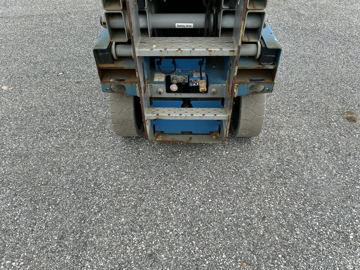 2017 Genie GS-2632-14