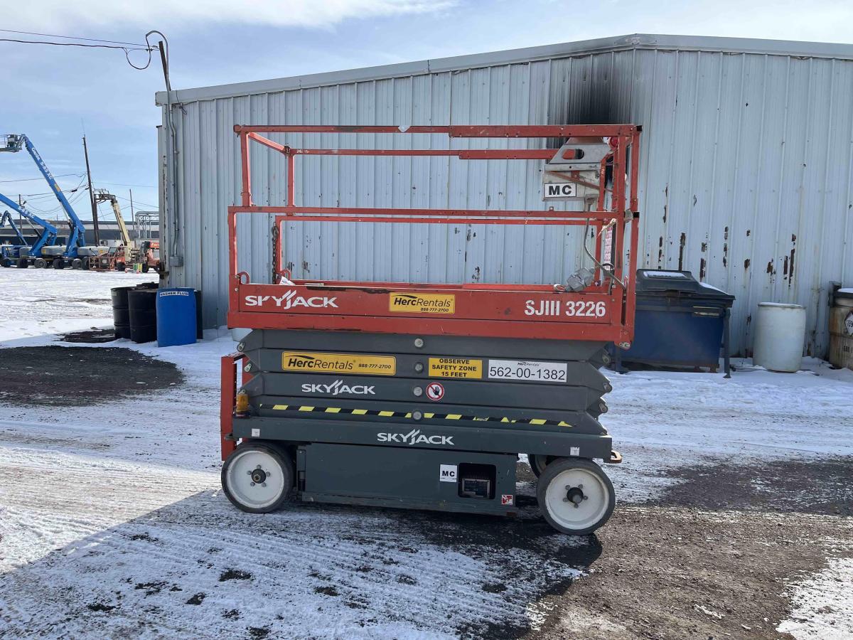 2017 Skyjack SJ3226