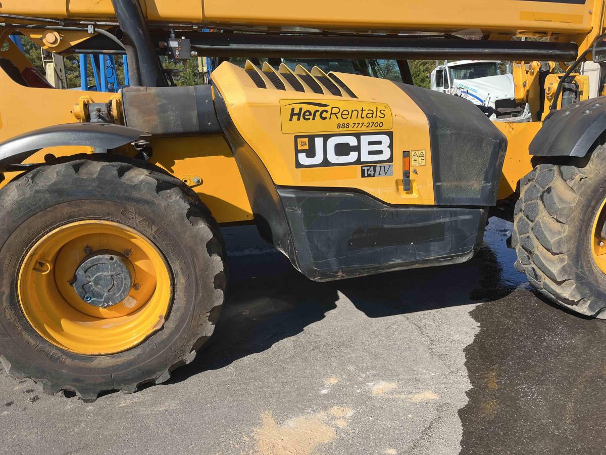 2018 JCB 510-56