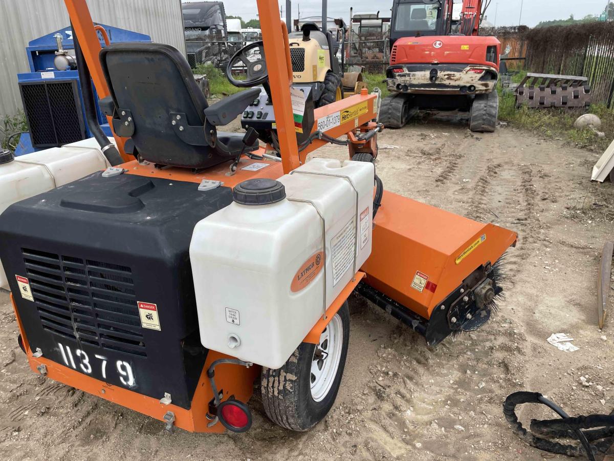 2020 LayMor SM300