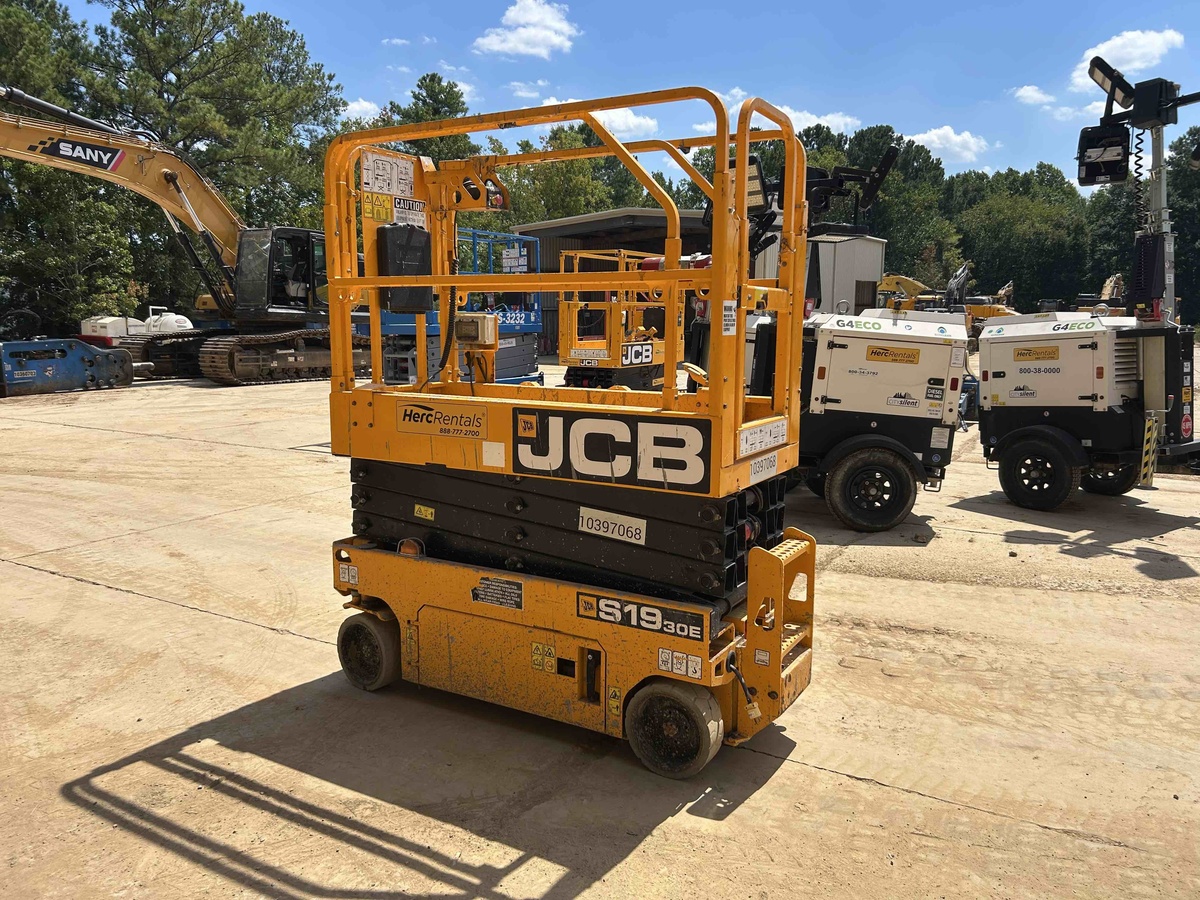 2022 JCB S1930E-5