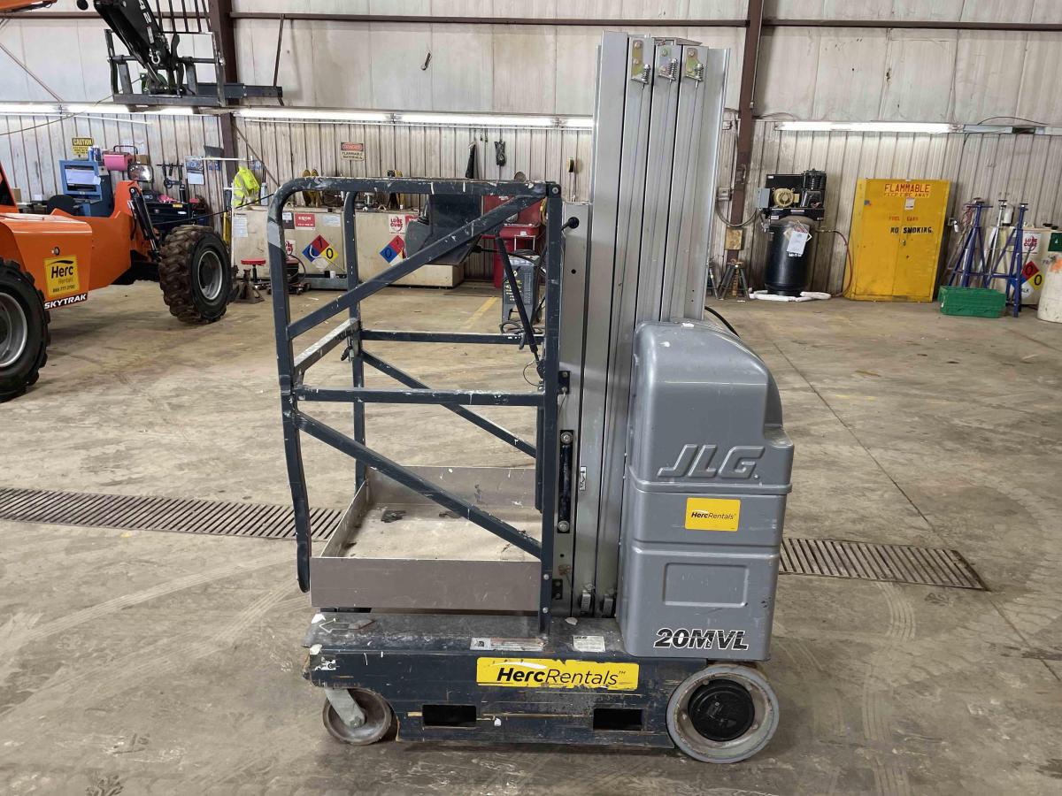 2018 JLG 20MVL