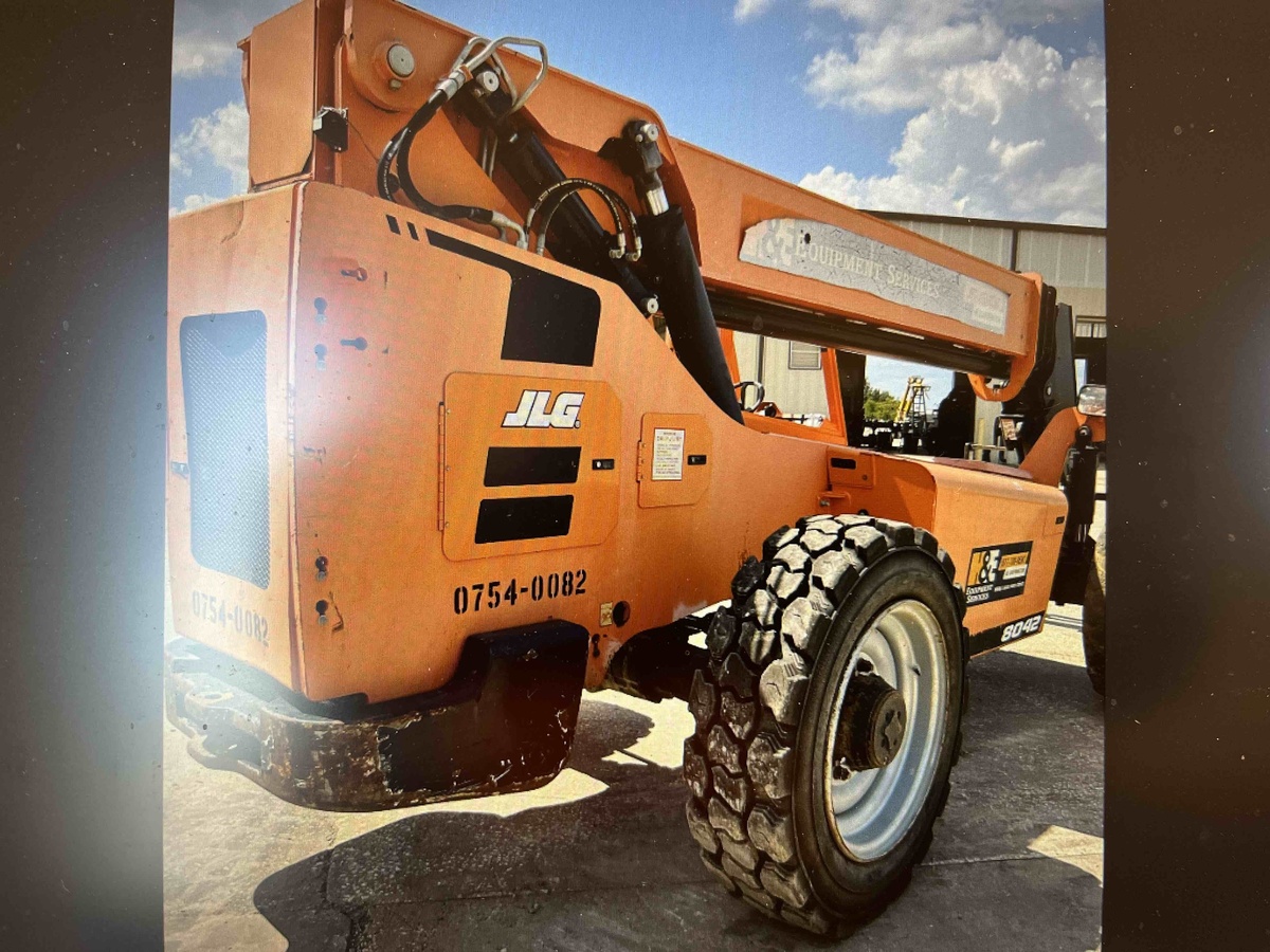 2017 SkyTrak 8042-4