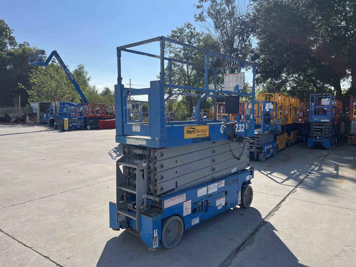 2018 Genie GS-3232-5