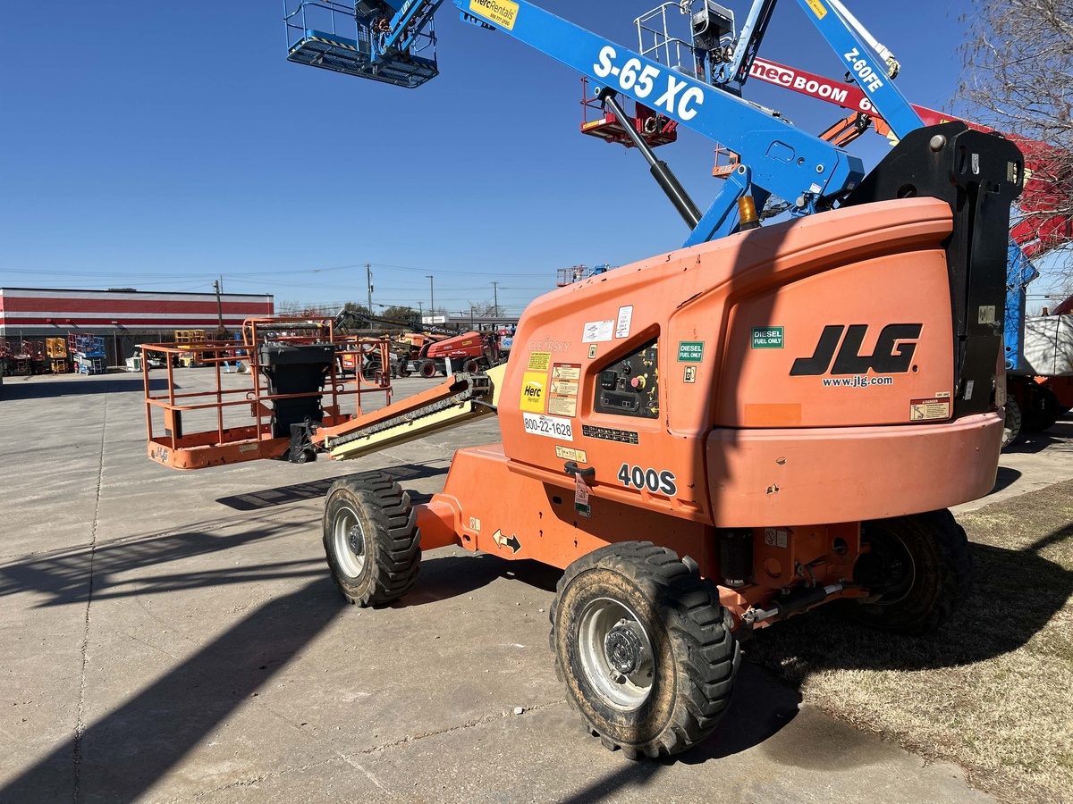 2018 JLG 400S-4