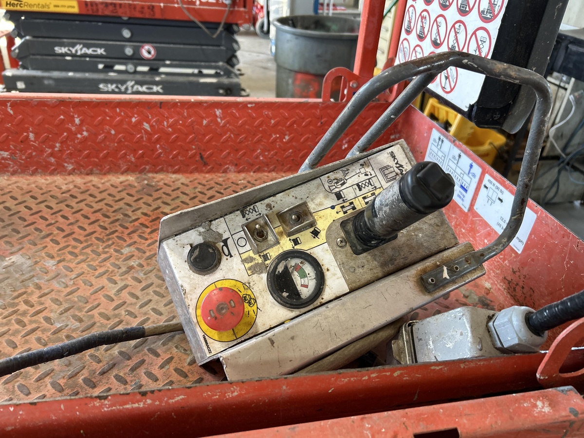 2018 Skyjack SJ3219-9