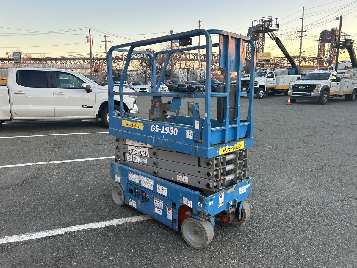 2018 Genie GS-1930-4