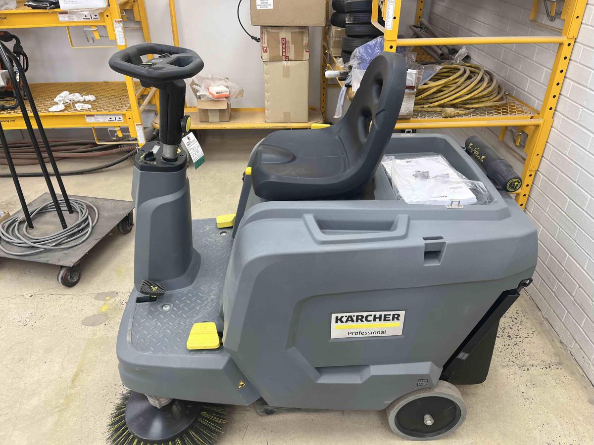 2022 Karcher KM 85/50