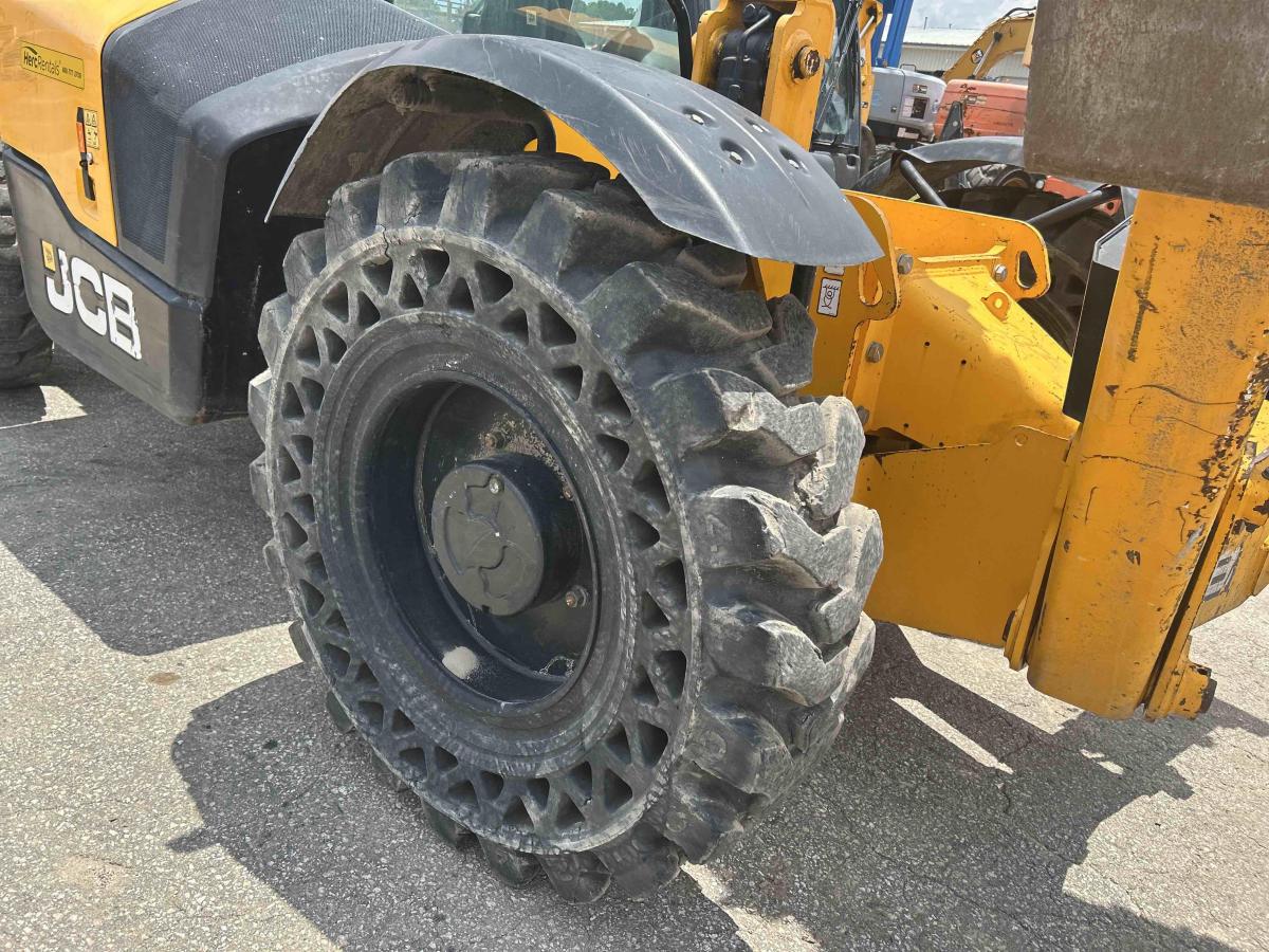 2021 JCB 510-56-12