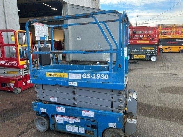 2018 Genie GS-1930-4