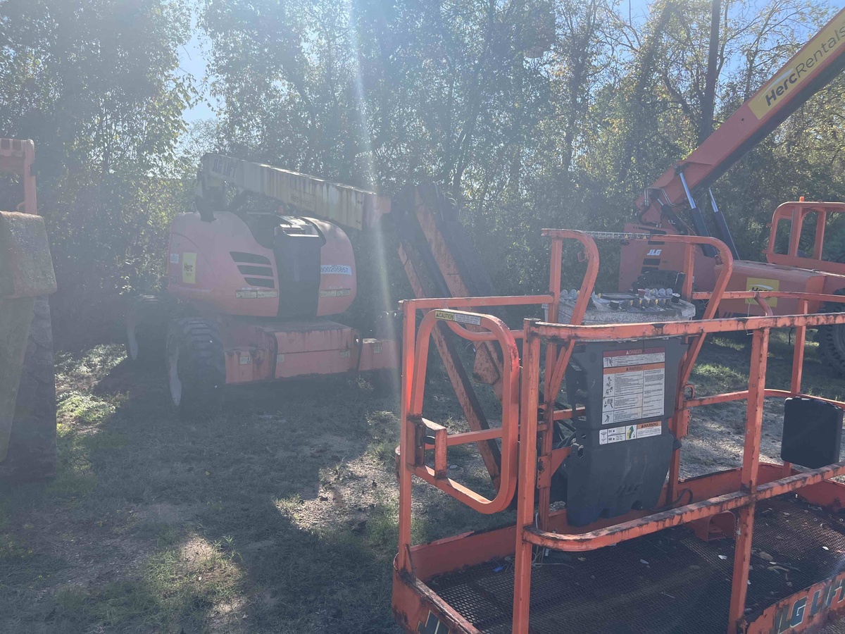 2018 JLG 600AJ-4