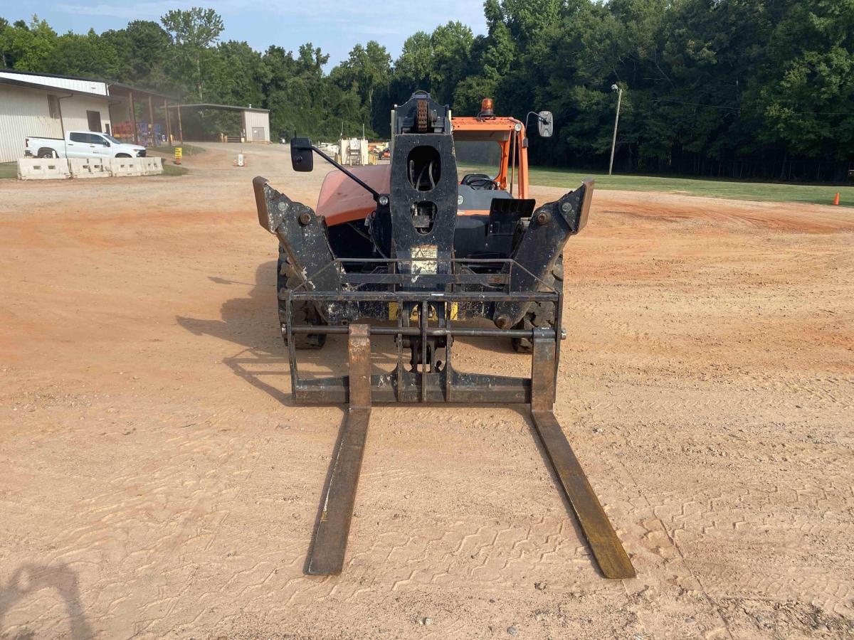 2019 JLG 1255