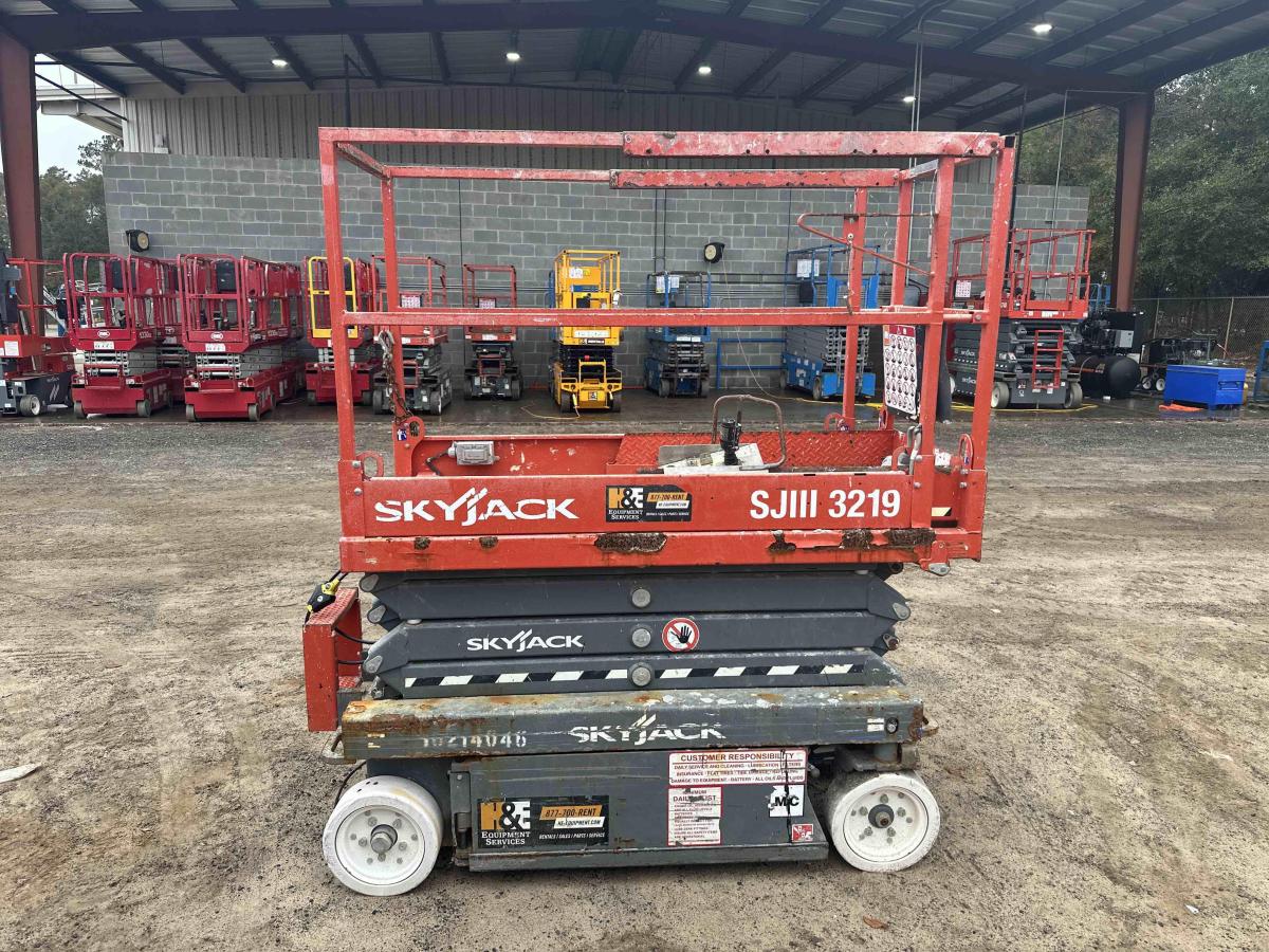2017 Skyjack SJ3219