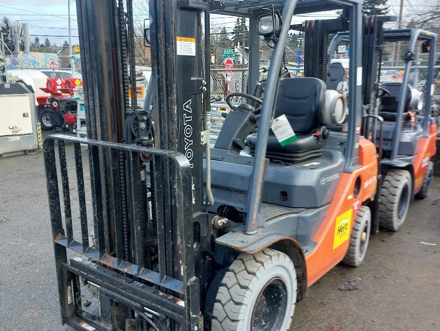 2016 JLG E450AJ