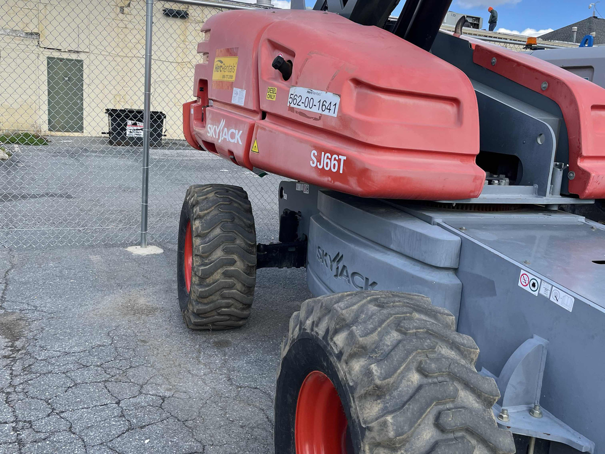 2018 Skyjack SJ66 T-2