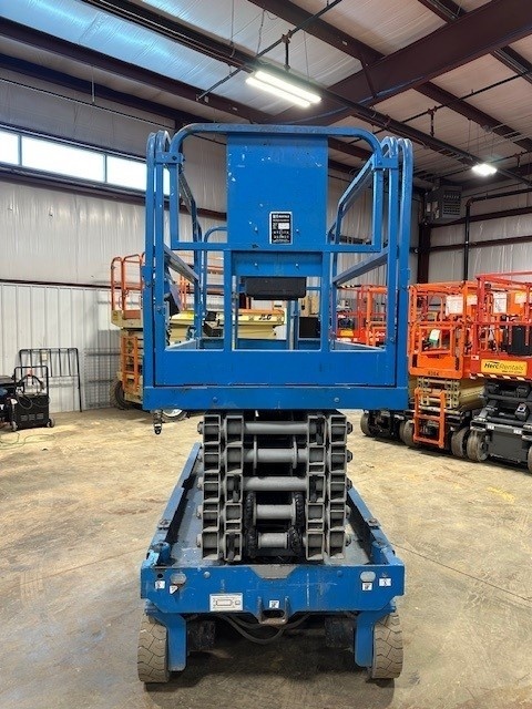2017 Genie GS-4047-12