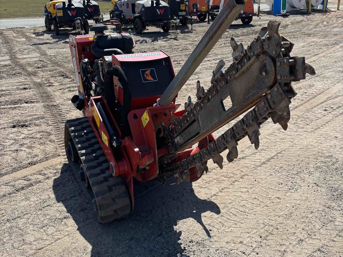 2020 Ditch Witch C24X-3