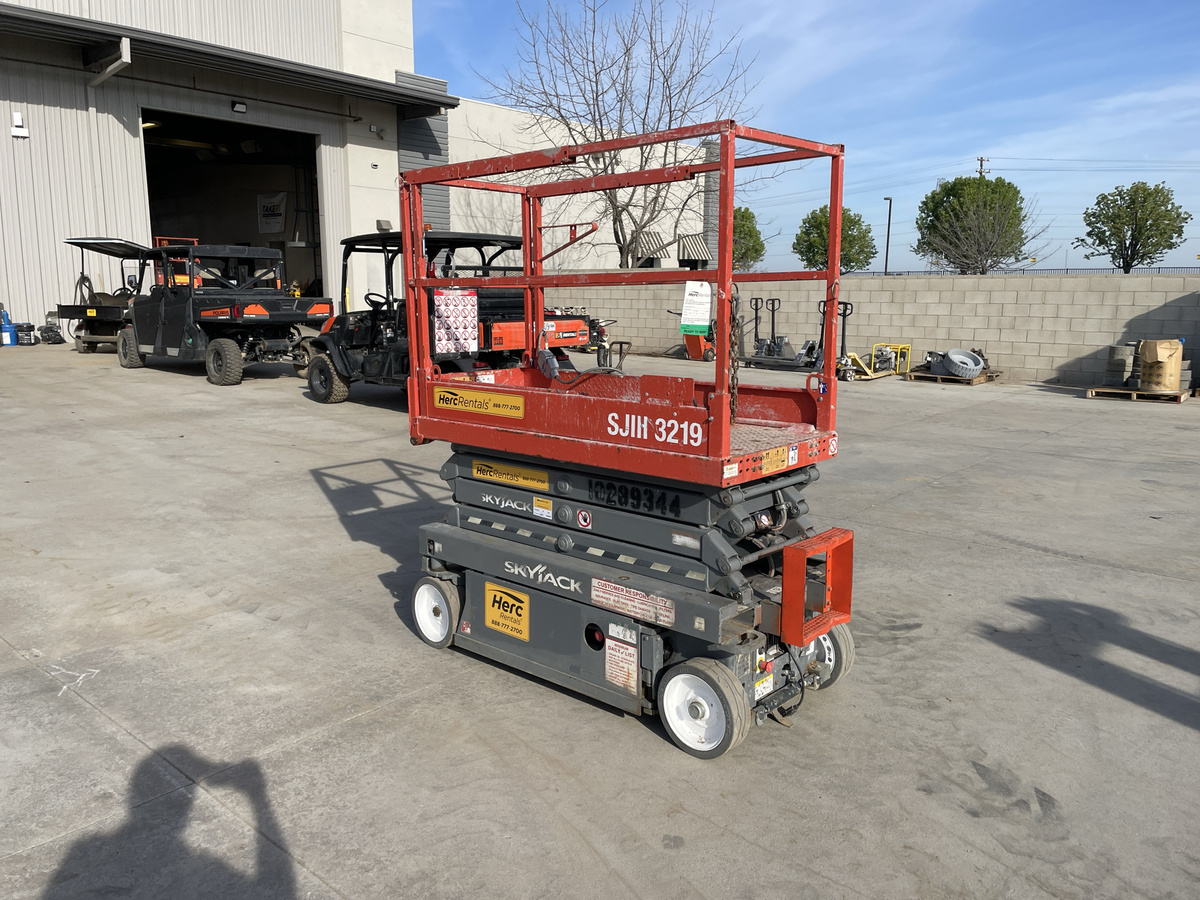 2019 Skyjack SJ3219-7