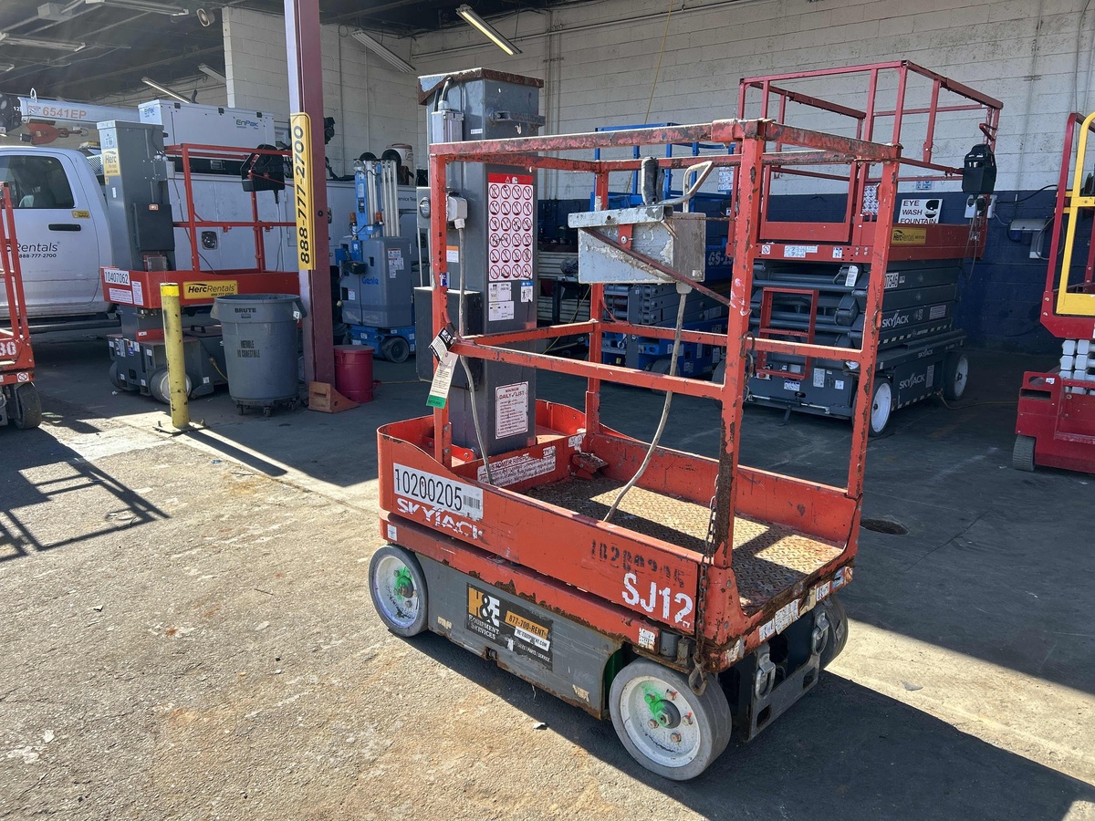 2016 Skyjack SJ12-2
