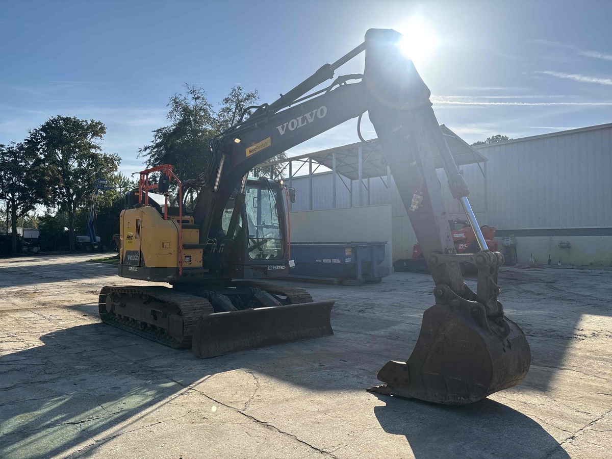 2020 Volvo ECR145EL-2