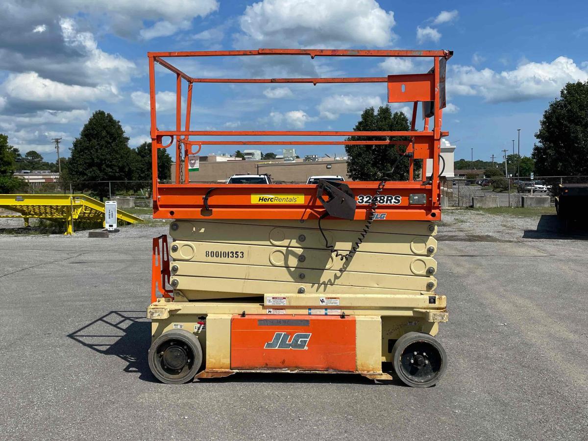 2016 JLG 3248RS