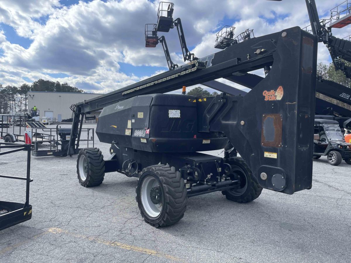 2014 JLG 800AJ
