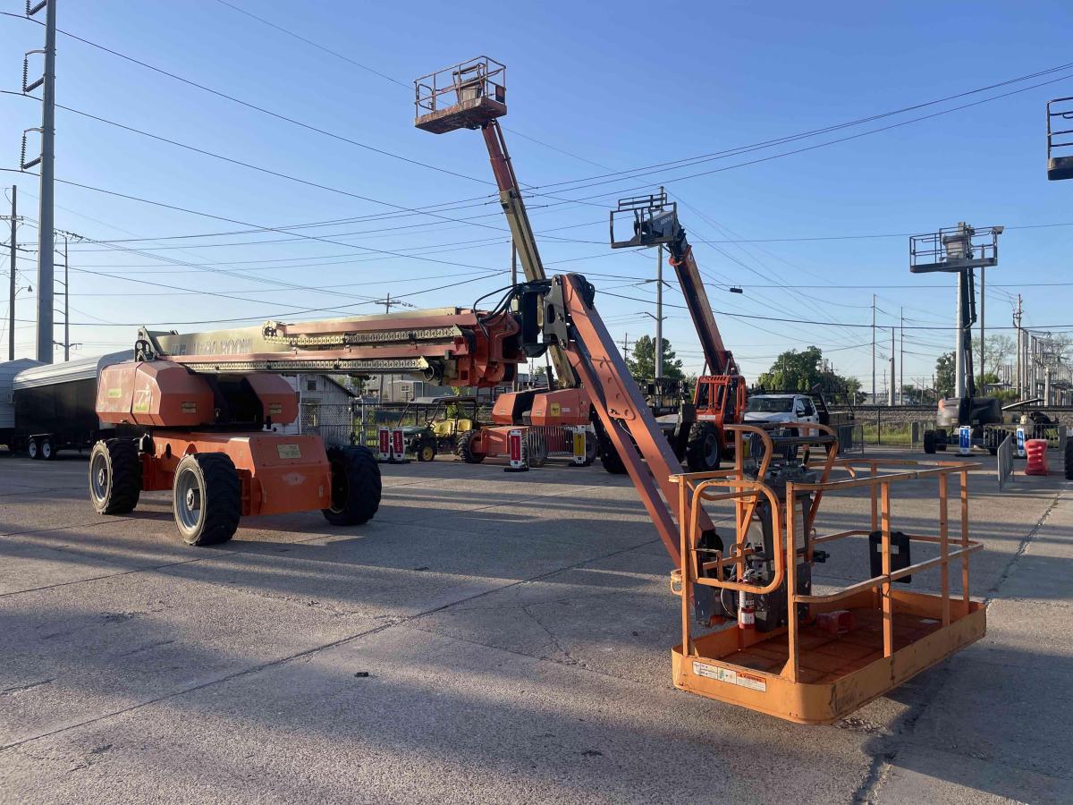 2017 JLG 1200SJP