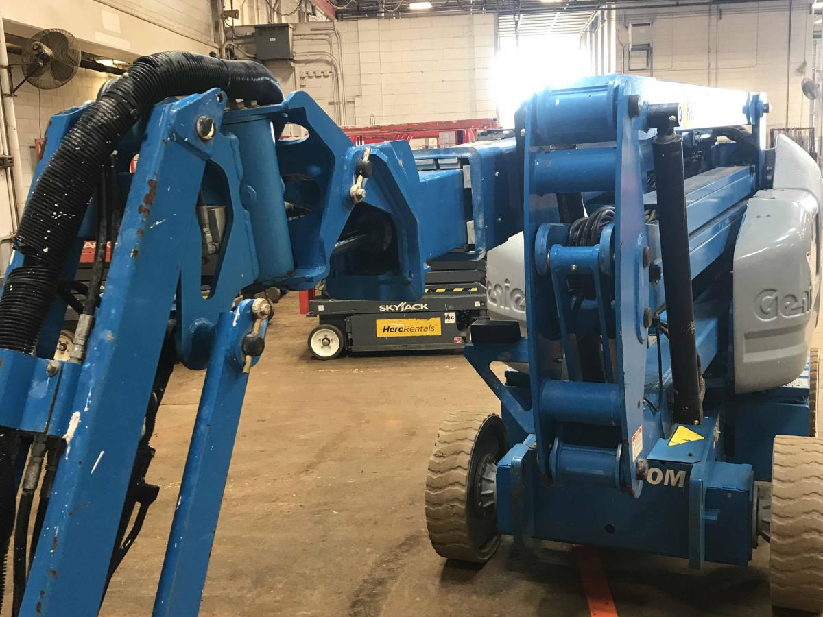 2012 Genie Z-40/23 N