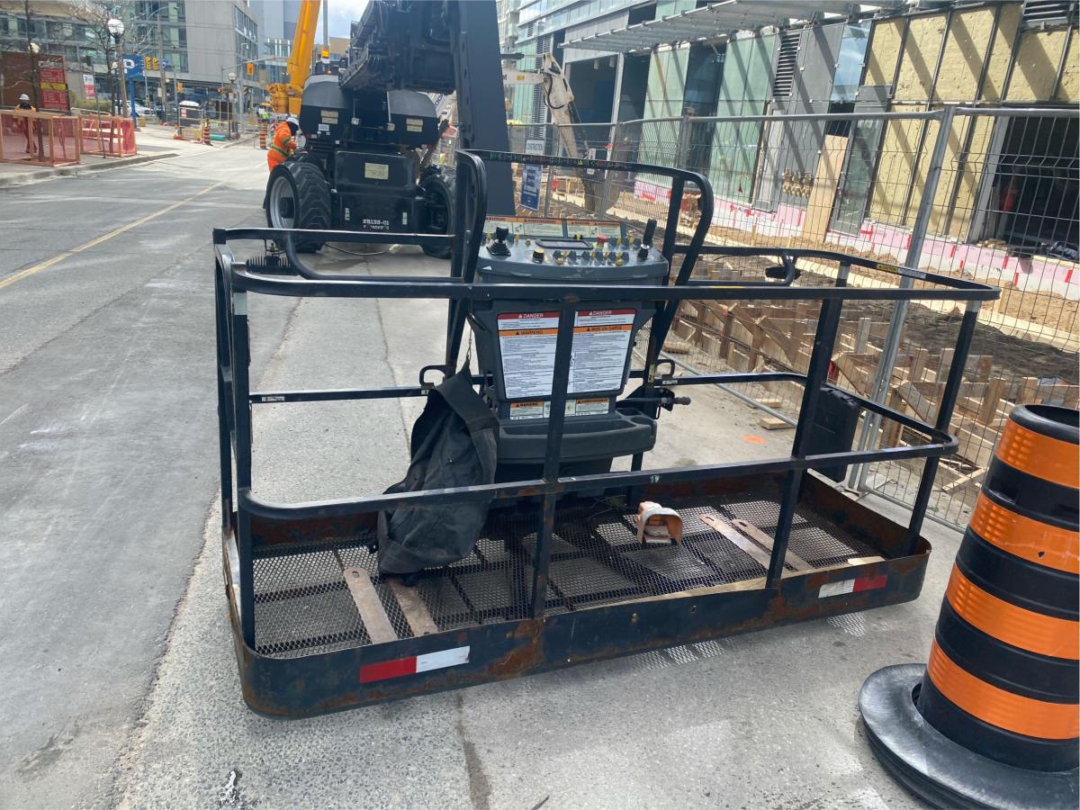 2015 JLG 1350SJP-2