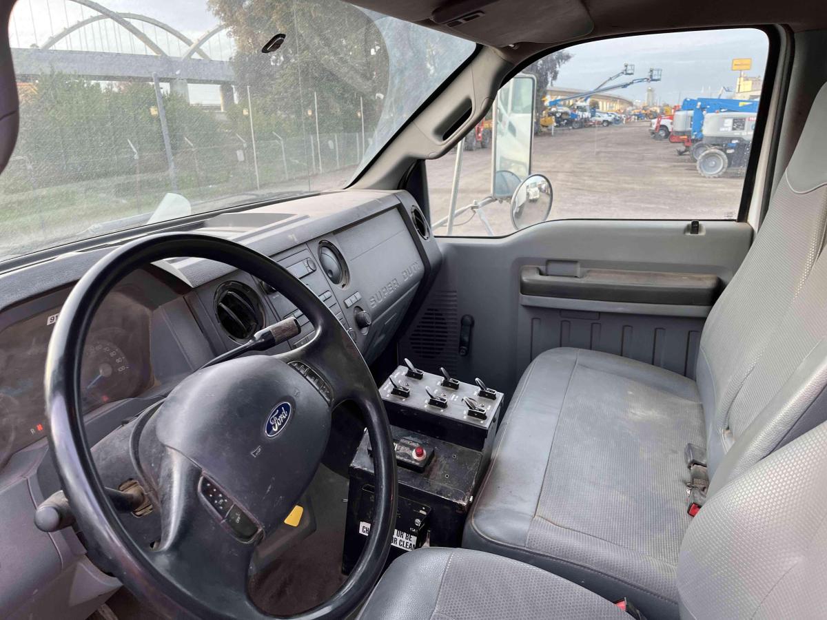 2015 Ford F750